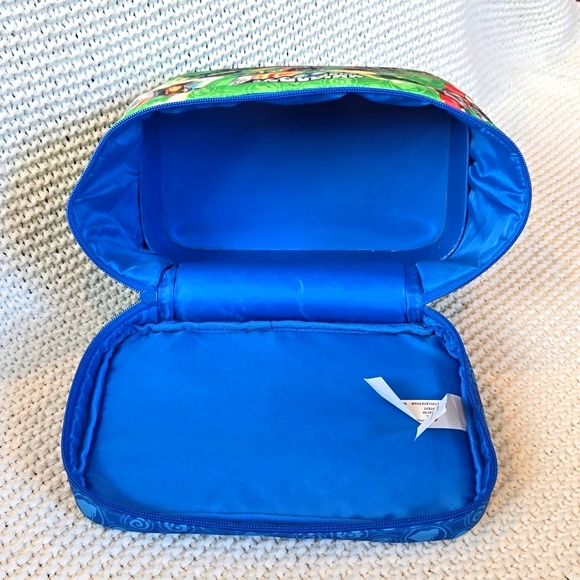 Skylanders Travel Tote, Lunch Box/Cooler. - Picture 6 of 9